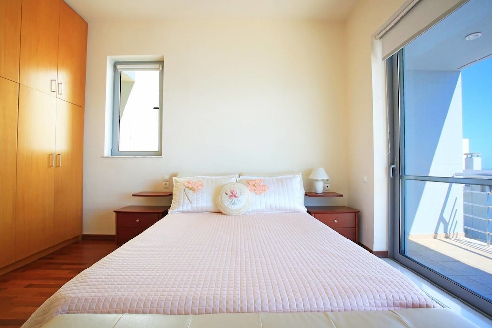 Villa photo 3