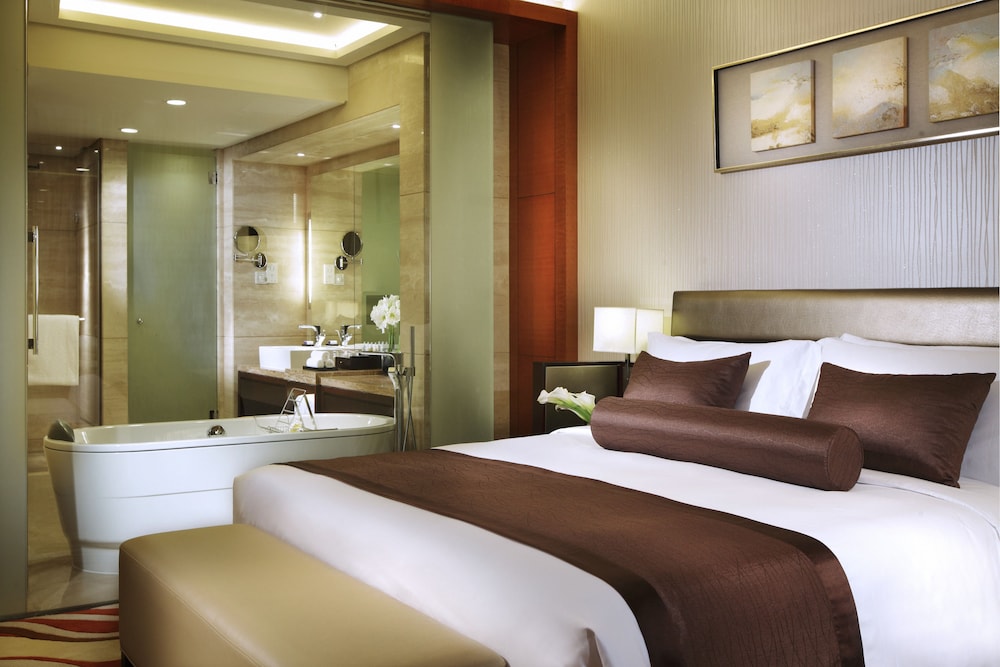 Suite, 1 Bedroom, Accessible, River View (Club Lounge Access) - Photo 3