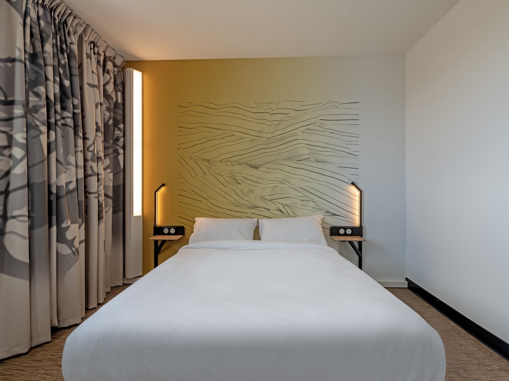 Standard Double Room - Photo 4
