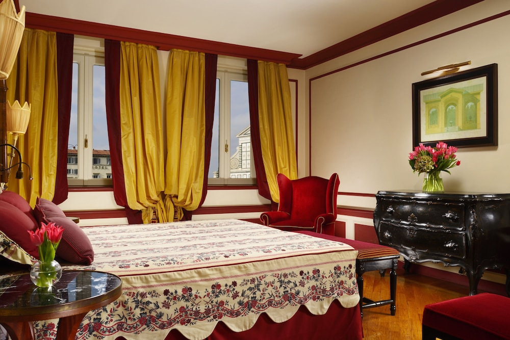 Suite, City View - Photo 7
