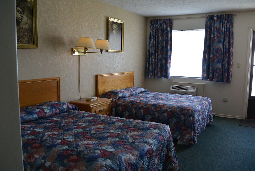 Superior Room, 2 Queen Beds photo 2