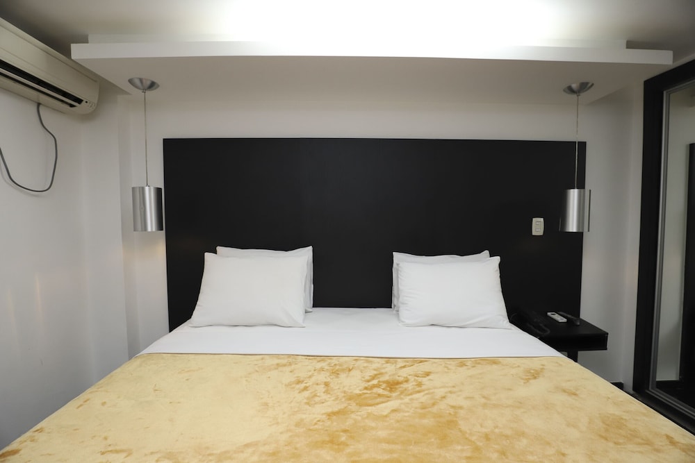 Deluxe Suite, 1 Double Bed - Photo 15