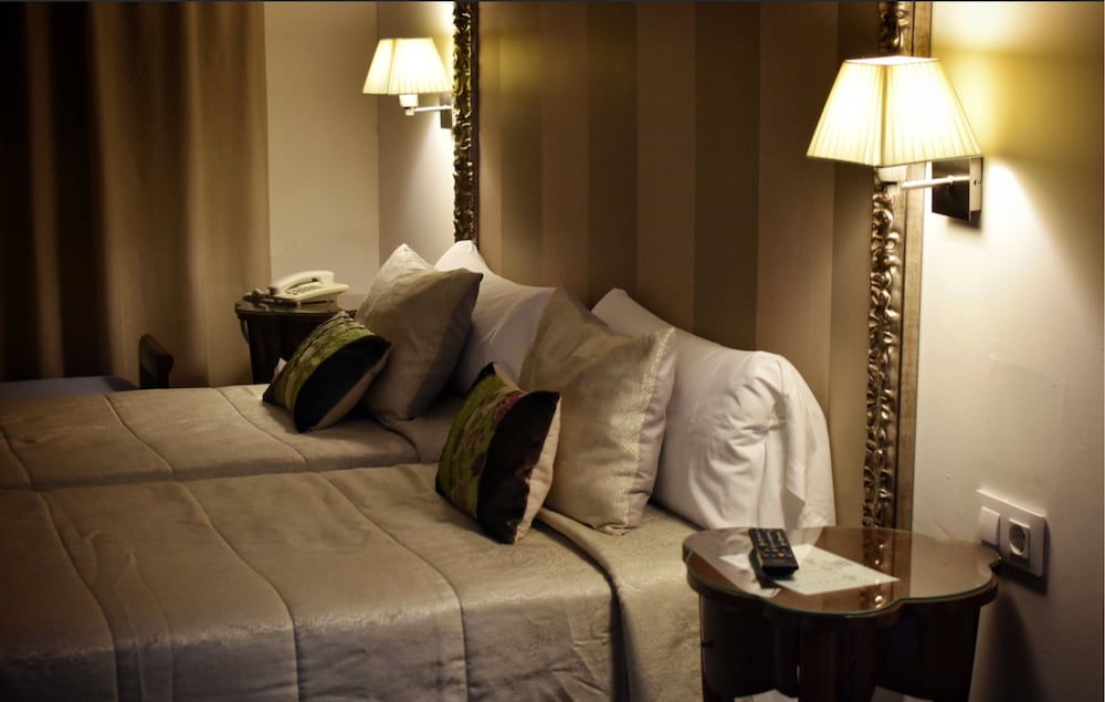 Double Room - Photo 2