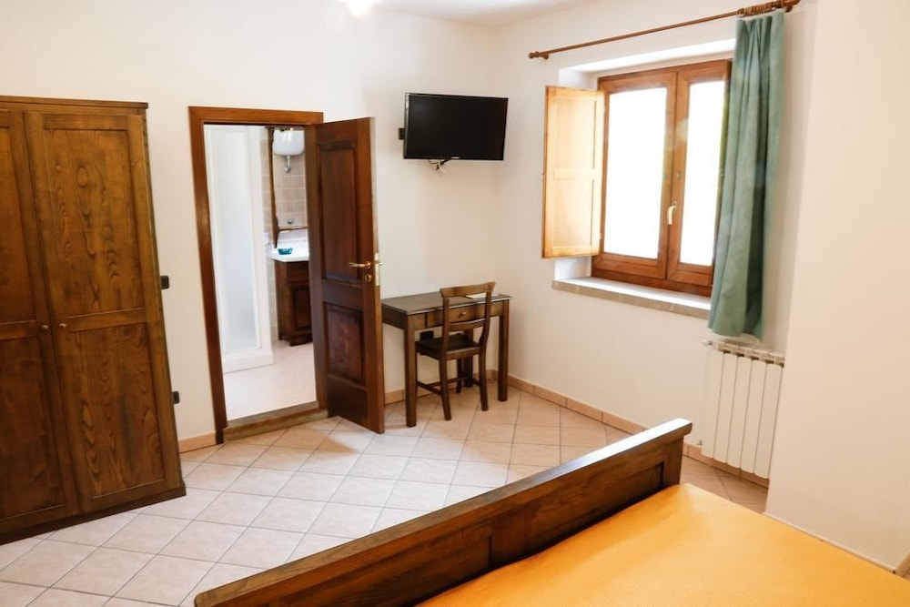 Quadruple Room photo 2