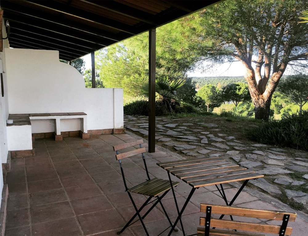 Bungalow, 1 Bedroom, Fireplace, Lake View photo 3