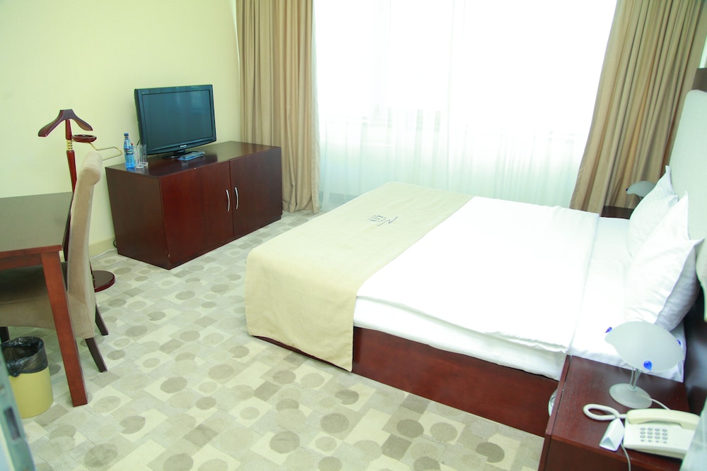 Standard Double or Twin Room photo 1