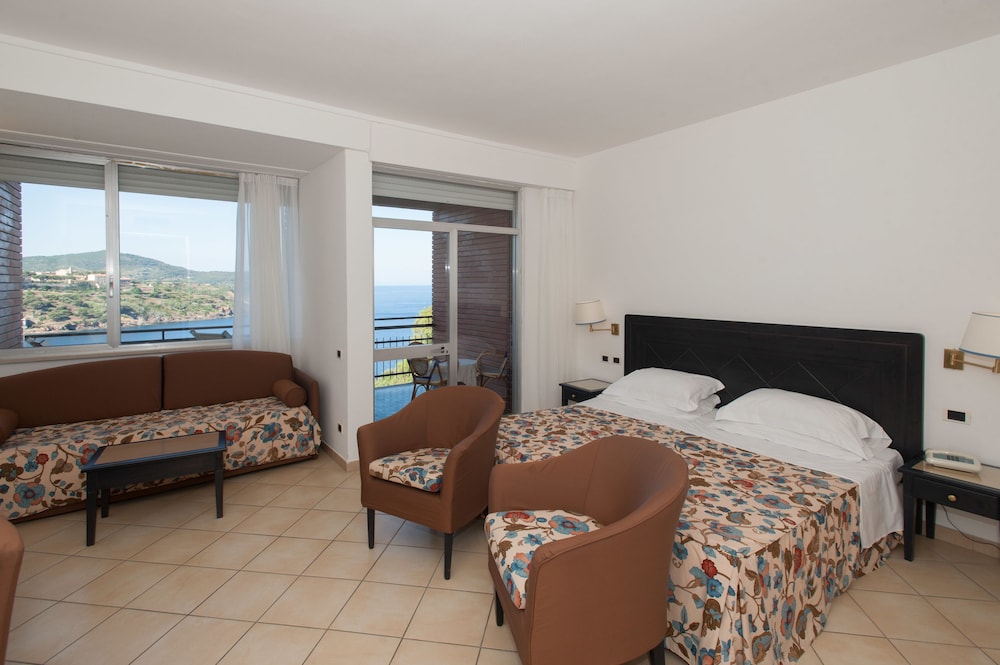 Junior Suite, Sea View (For 4 people) - Photo 6