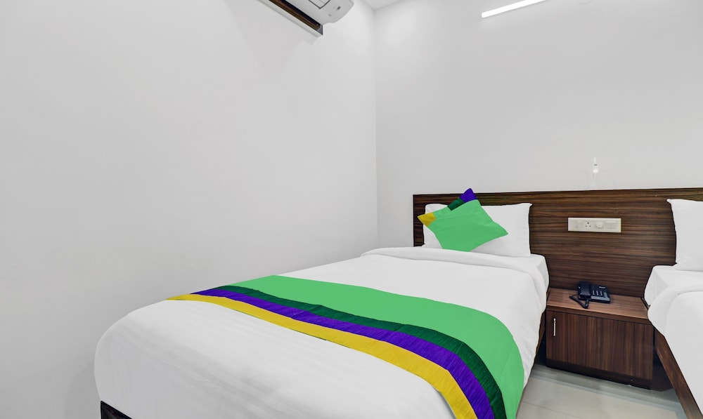 Standard Room - Photo 11