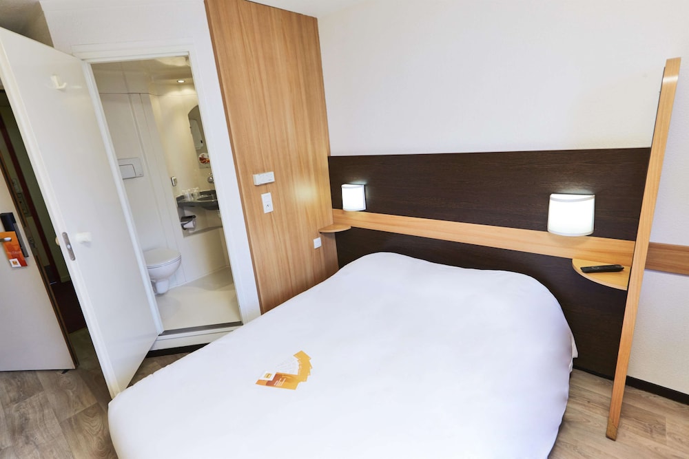 Standard Room, 1 Double Bed - Photo 5