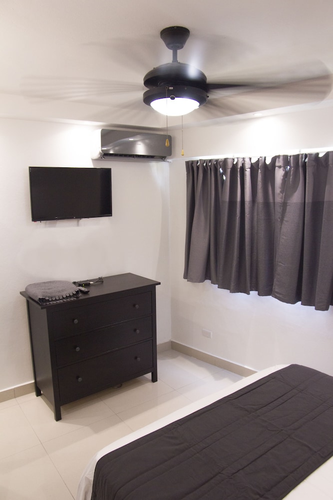 Comfort Apartment, 1 Queen Bed, Non Smoking photo 1