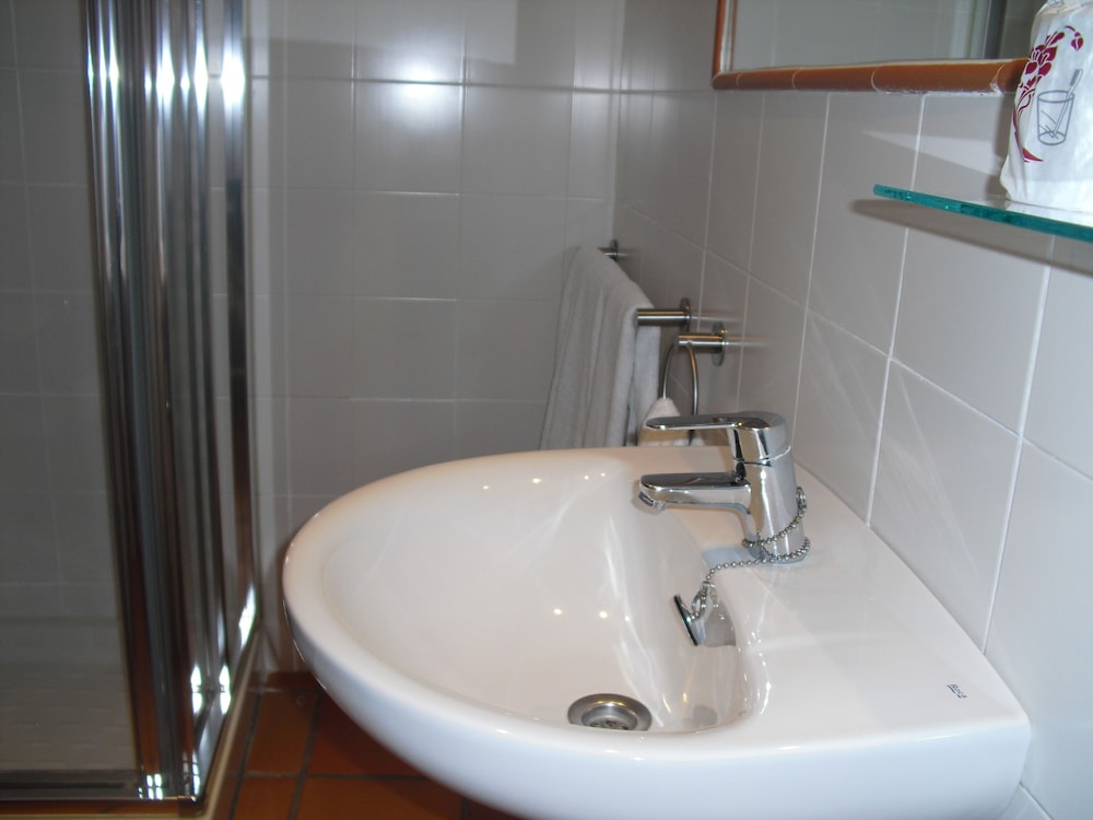 Triple Room - Photo 1