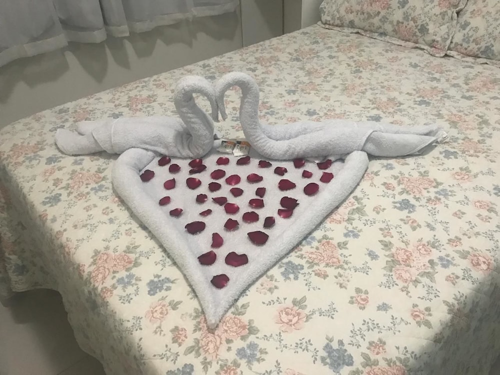 Standard Double Room - Photo 13