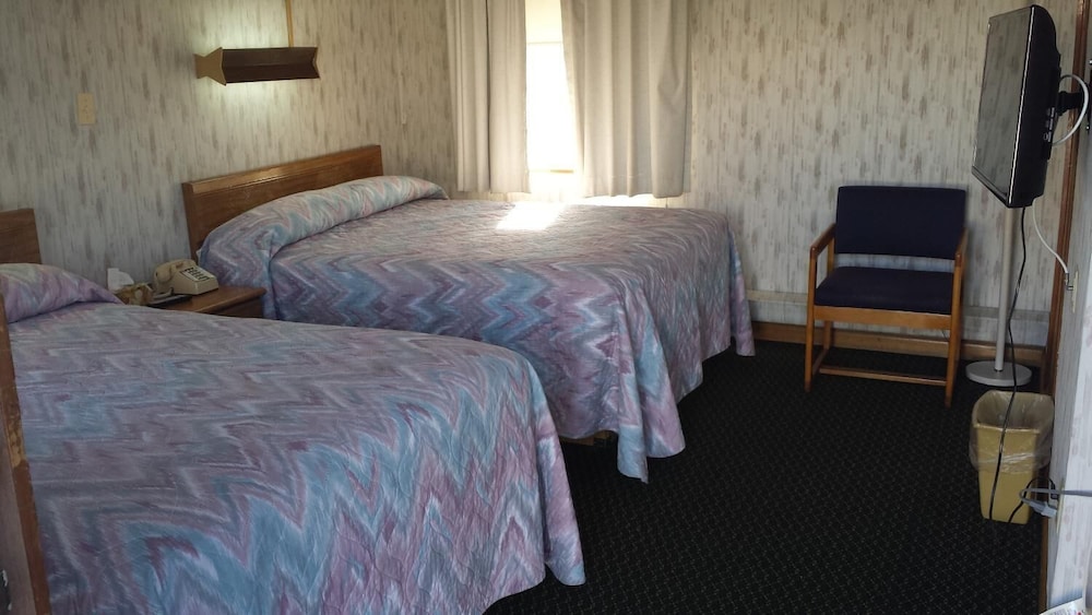 Basic Double Room photo 2