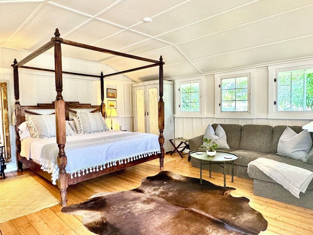 Romantic Studio Suite photo 1