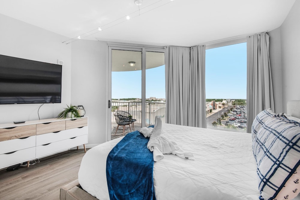 Condo, 1 King Bed with Sofa bed (Palms Resort #1512 Jr 2BR)