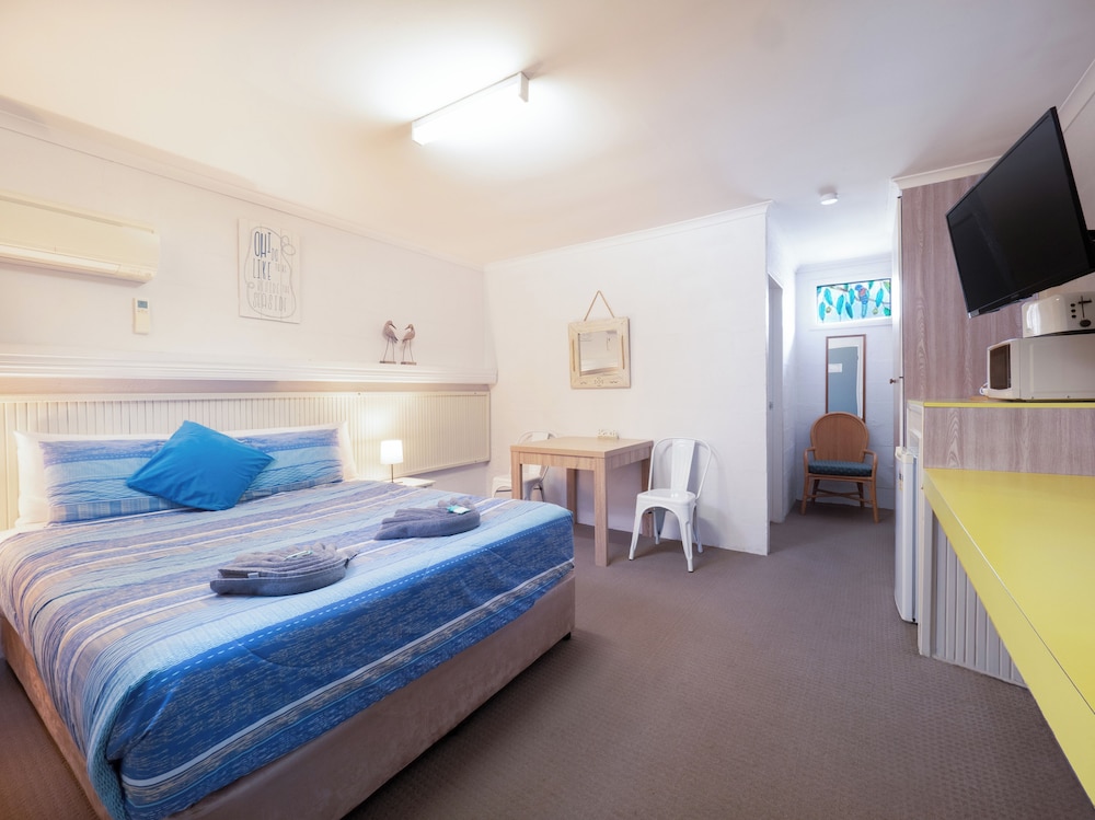 Basic Double Room photo 1