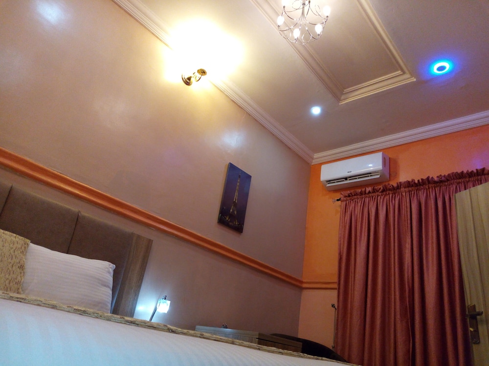 Presidential Suite photo 3