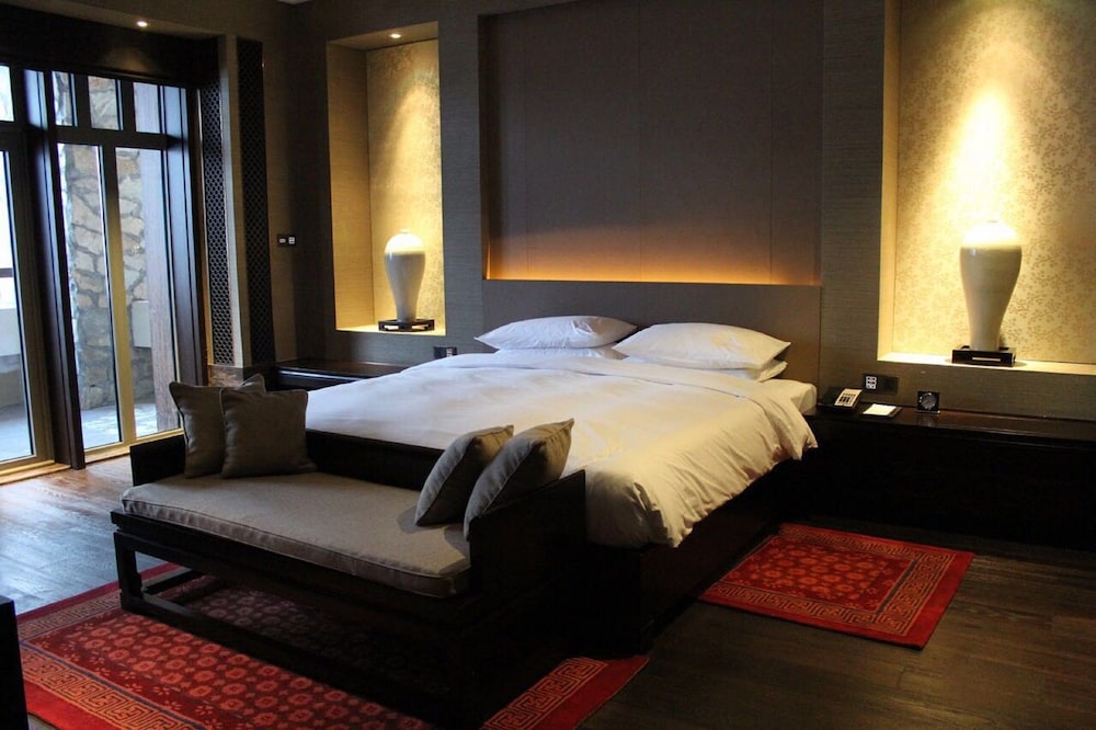 Park, Suite, 1 King Bed photo 2