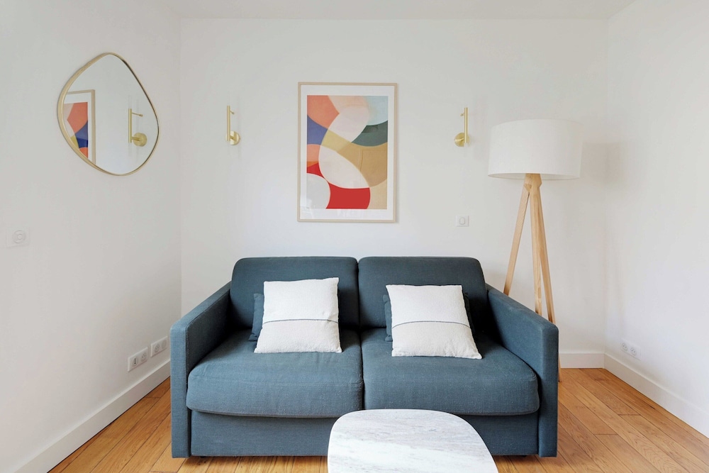 Apartment photo 1