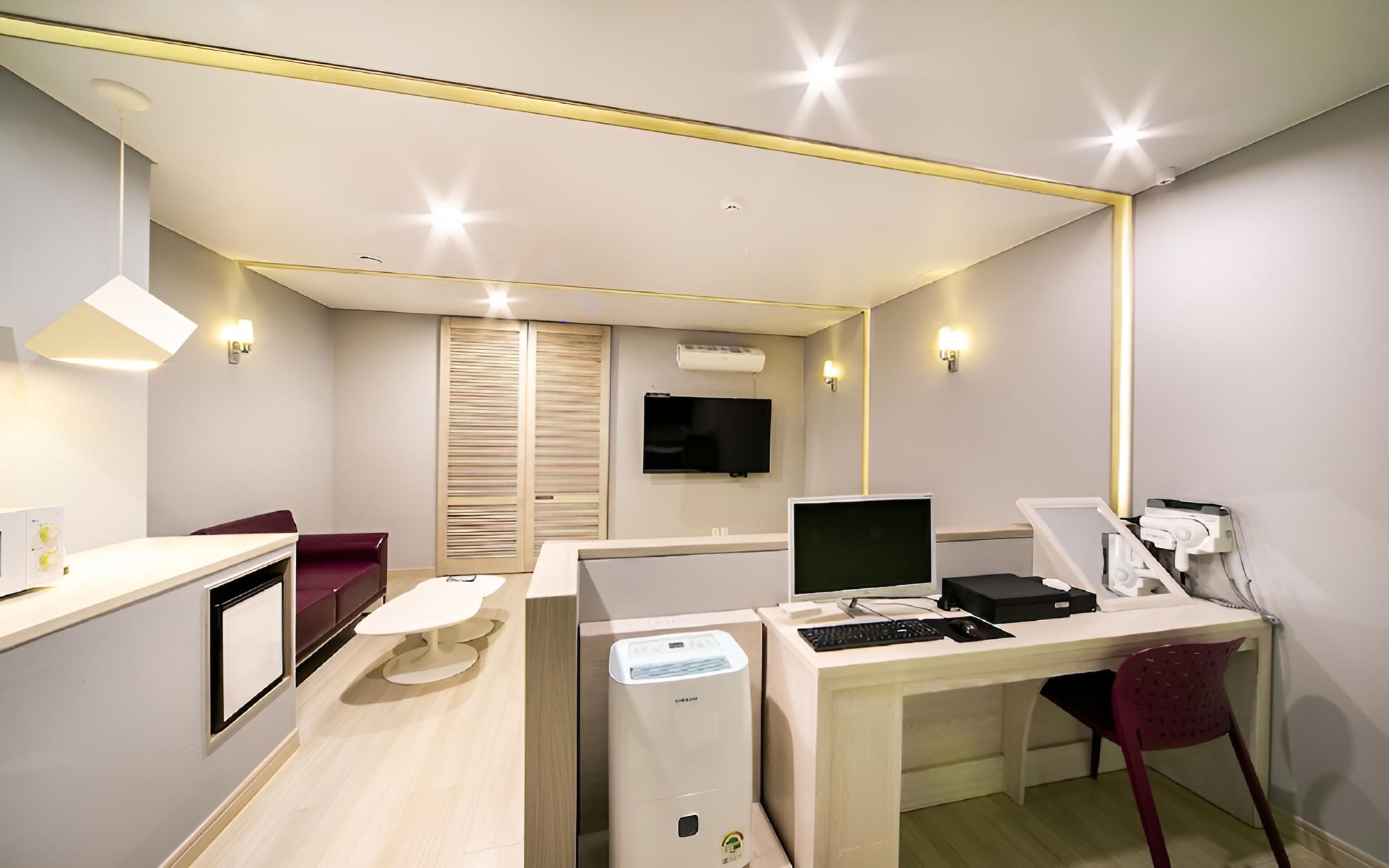 Room (VVIP (Netflix personal account Large ) - Photo 27