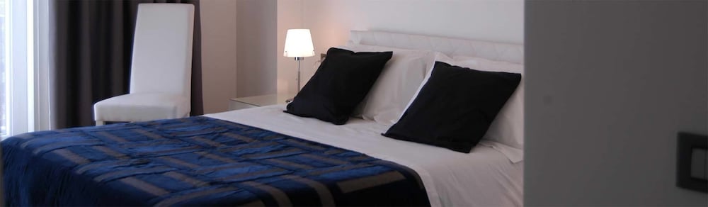 Superior Double or Twin Room, Ensuite, Sea View photo 1