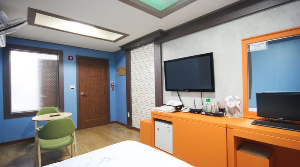 Standard Room photo 1