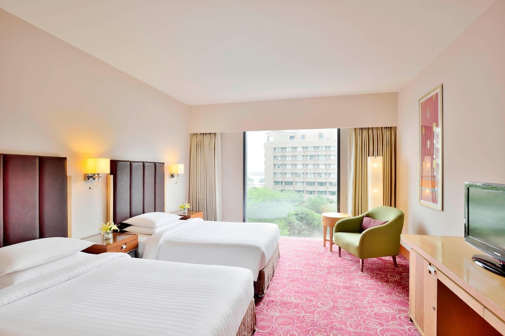 Executive Deluxe Twin Room with Executive lounge access