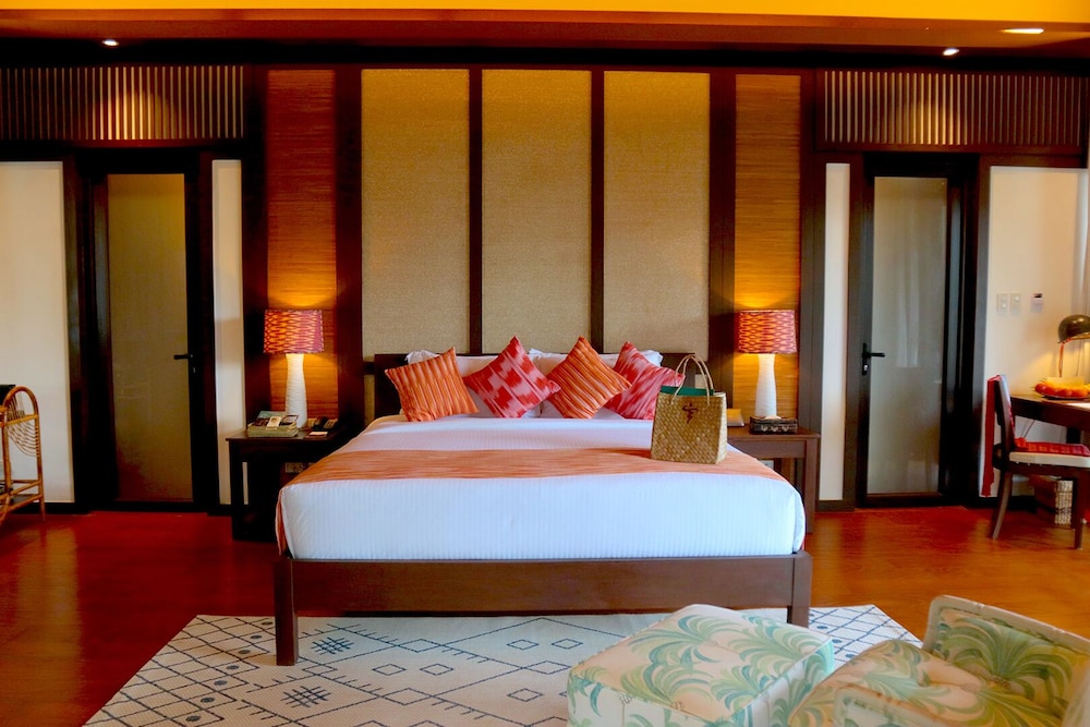 Premium Villa, 1 King Bed - Photo 6