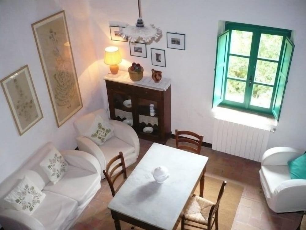 Villa, 5 Bedrooms photo 2