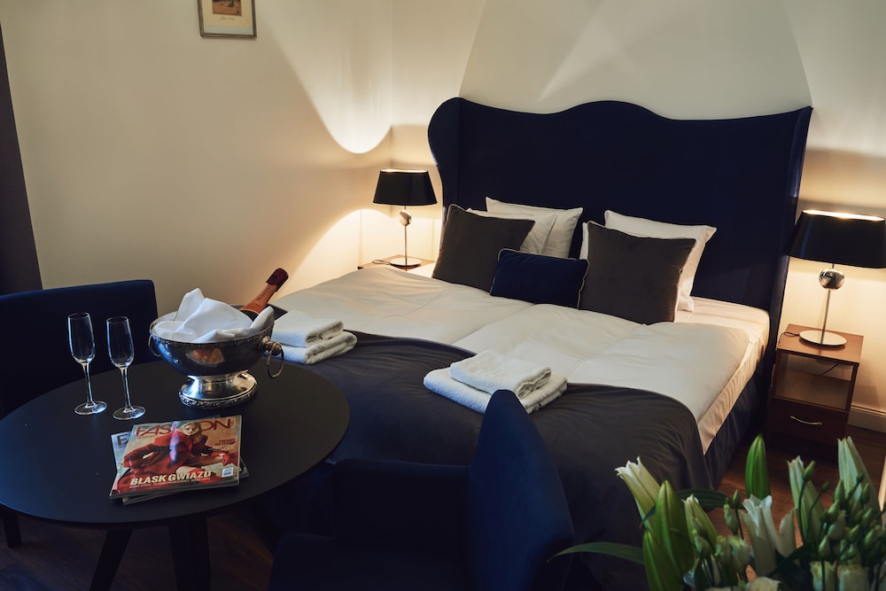Standard Double Room, 1 Queen Bed, Non Smoking, City View photo 1