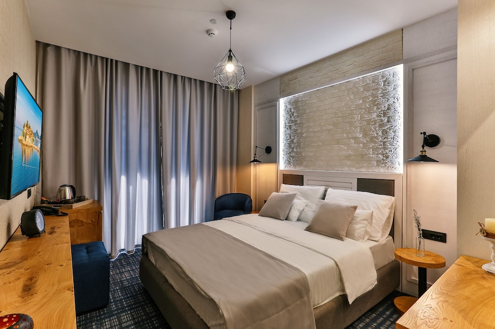 Standard Double Room - Photo 3