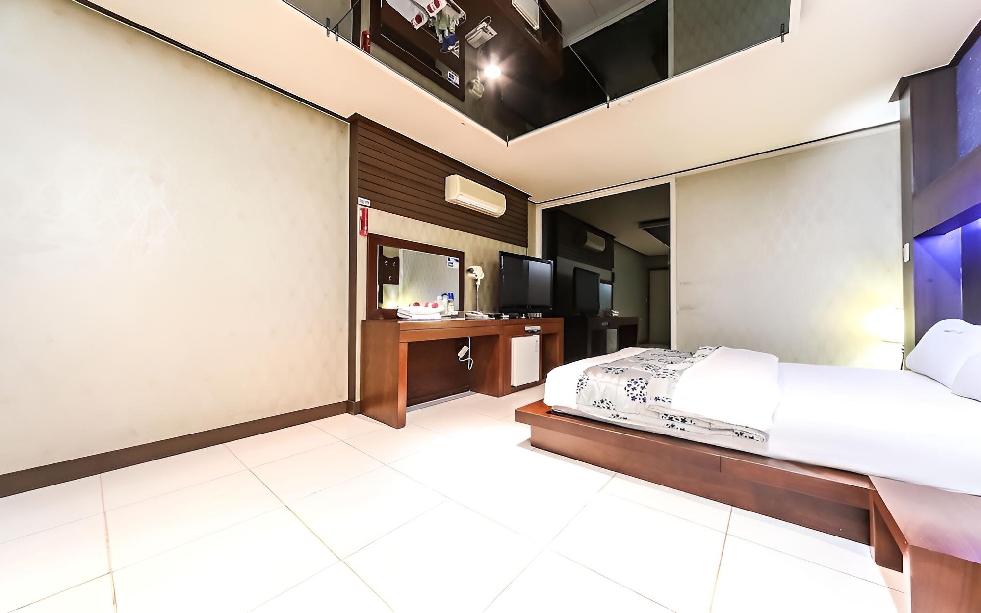 Room (Standard Room) photo 3