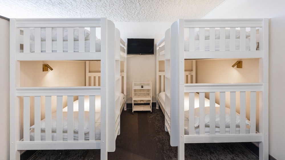 Standard Room, Multiple Beds, Oceanfront - Photo 3