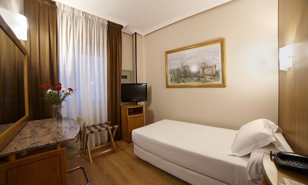 Single Room photo 3