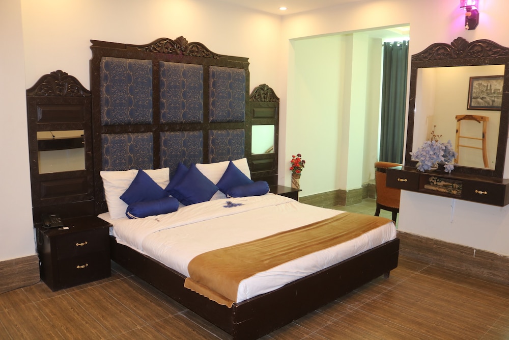 Deluxe Double Room photo 3