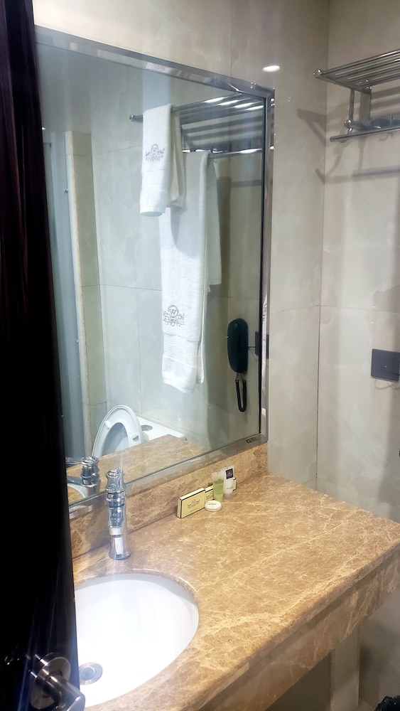 Classic Room, 1 Double Bed, Non Smoking, City View photo 3
