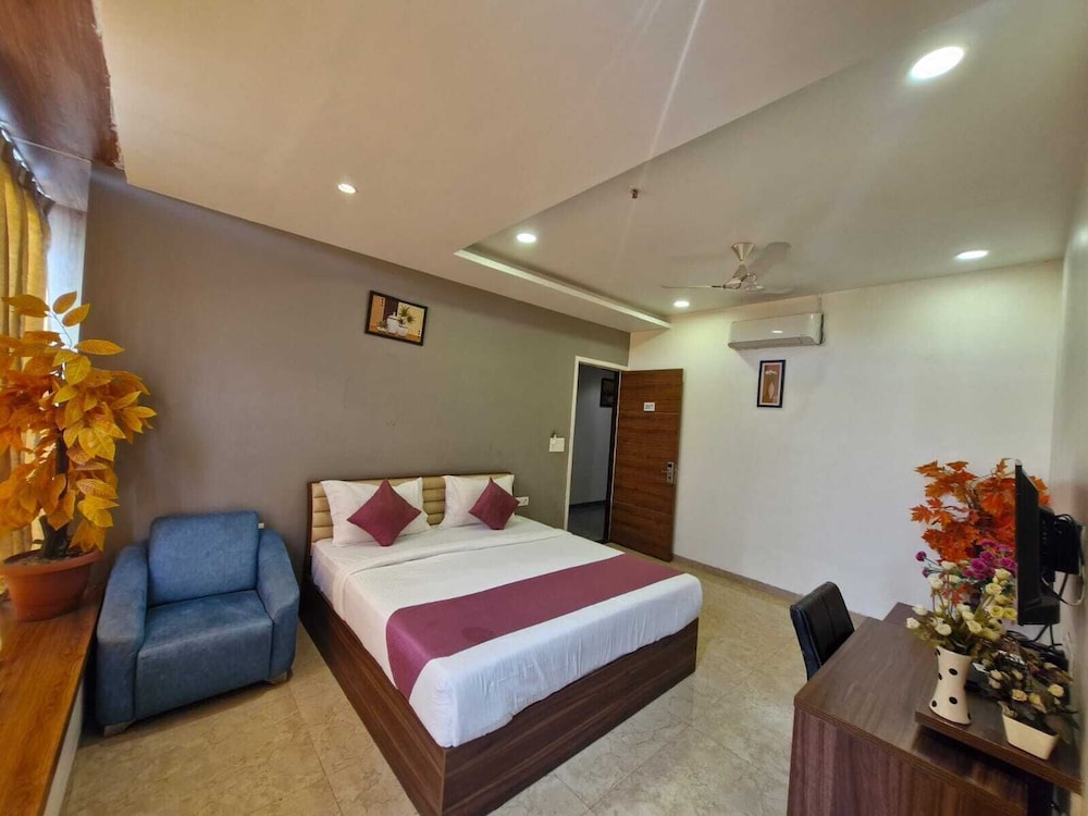 Strelitzia Luxury Suite photo 2