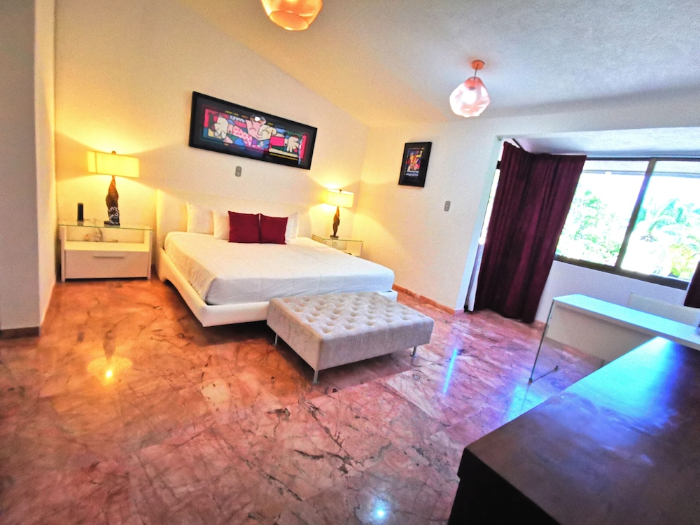 Pink Diamond Suite photo 3