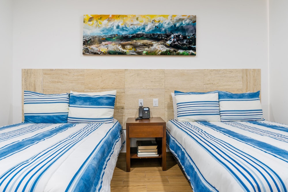 Deluxe Double Room, City View photo 2