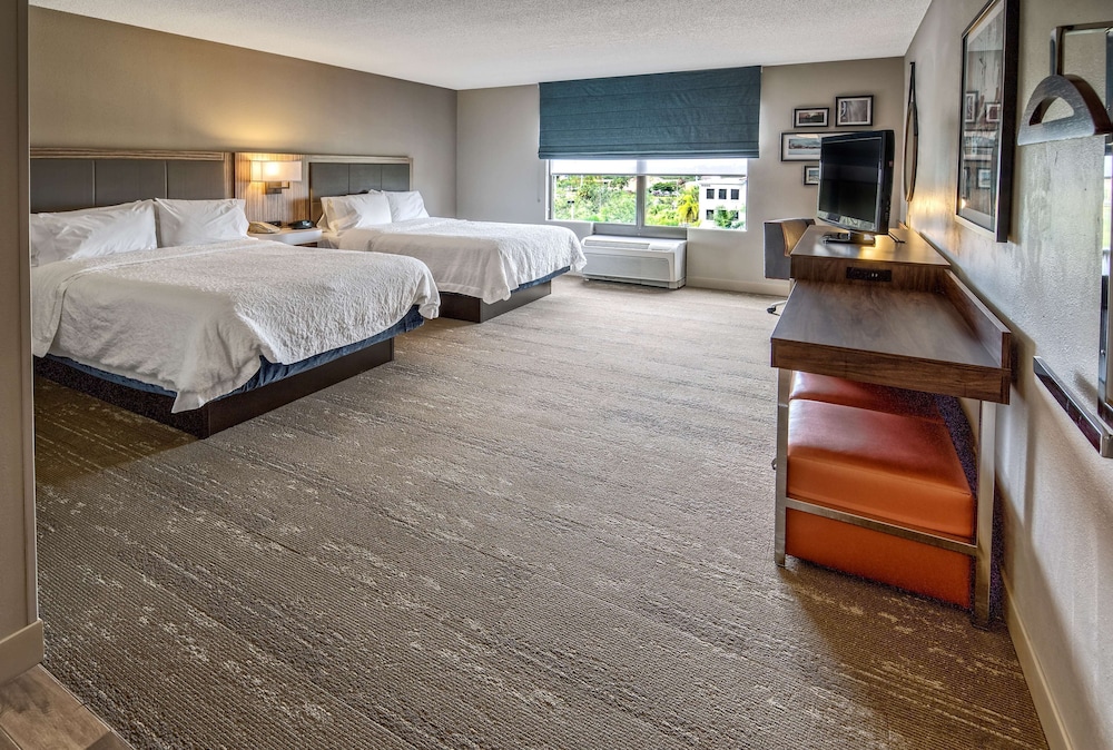 Two Queen Beds, Non-Smoking, Accessible