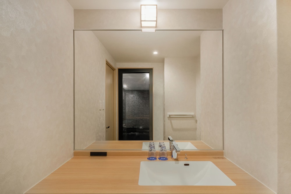 Standard Twin Room, Non Smoking photo 3