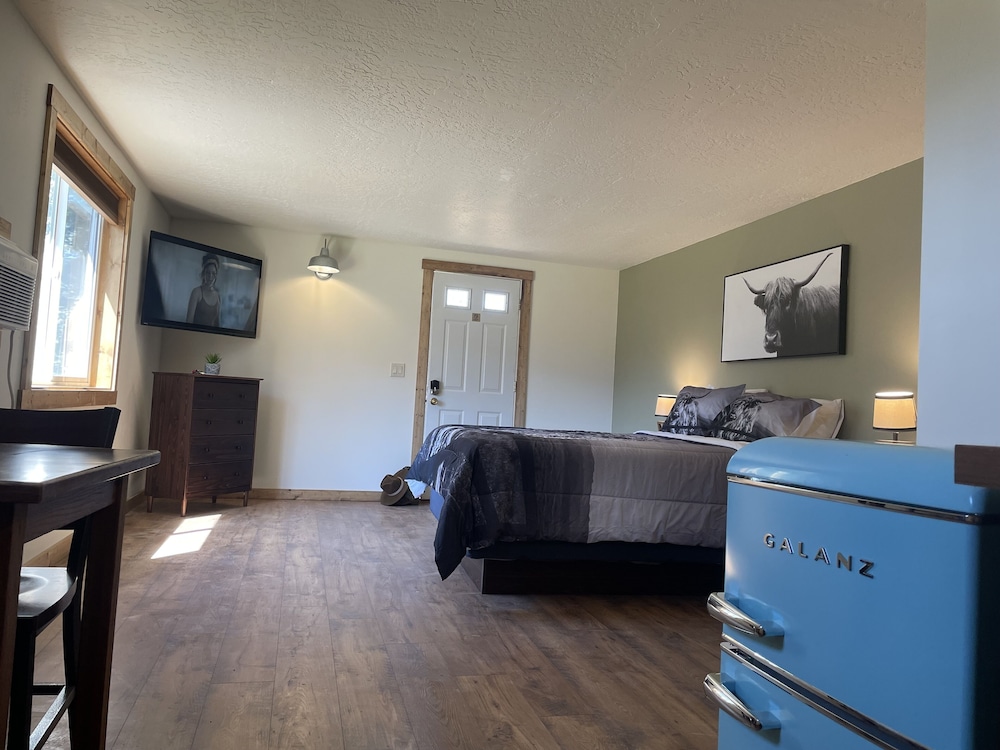 Highland King Suite photo 3