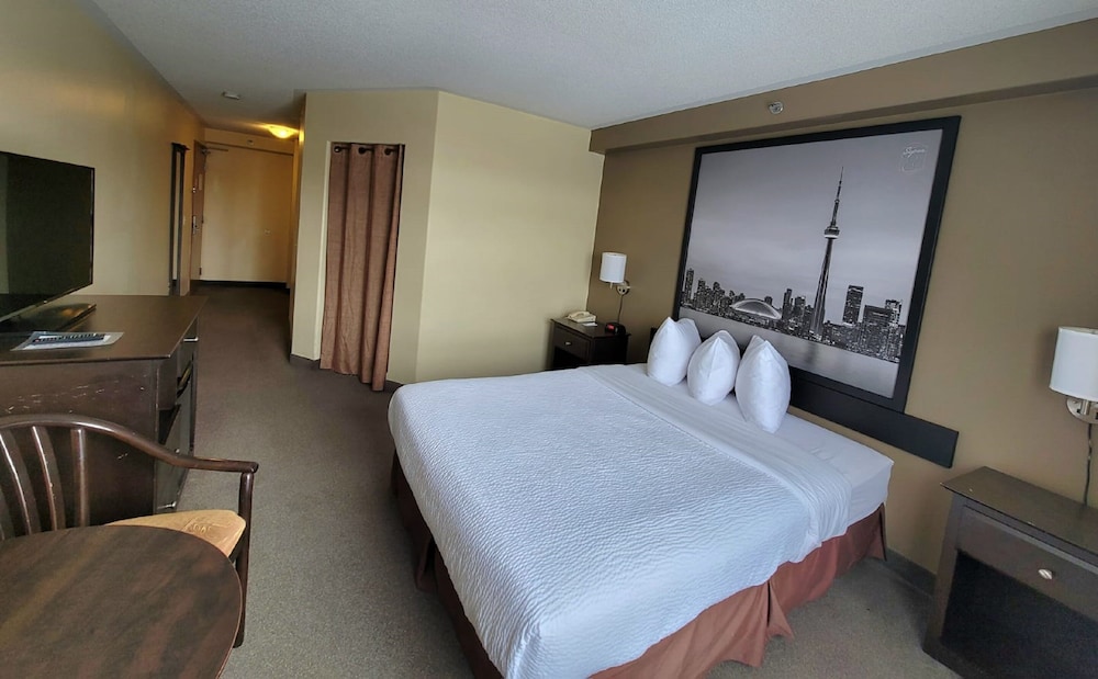 Family Suite, Multiple Beds photo 3