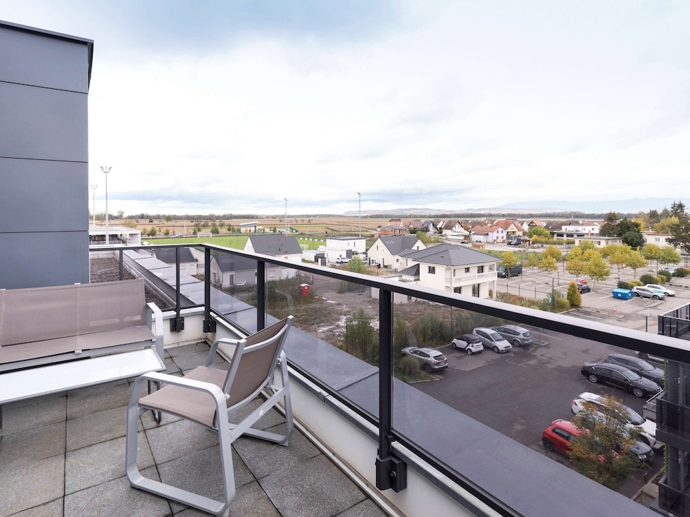 Apartment, 2 Bedrooms, Terrace - Photo 11