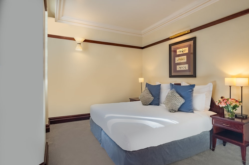 Superior Room thumbnail 5