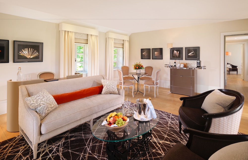 Suite, 2 Bedrooms (Gardener's West) photo 2