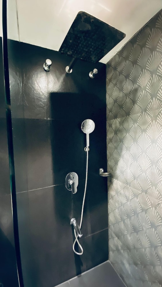 Super Deluxe Room - Photo 7