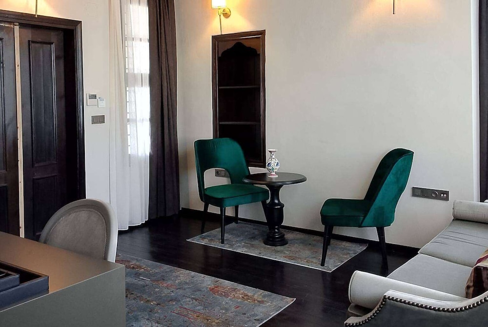Suite, 1 King Bed with Sofa bed (St. Paul Signature)