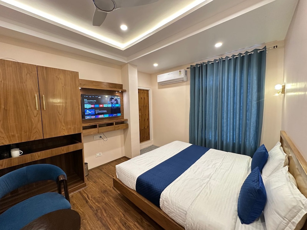 Superior Room, City View photo 3