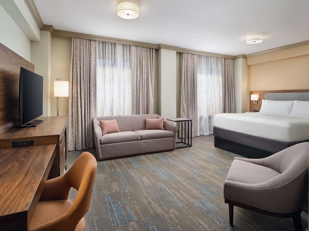 Room, Multiple Beds, City View - Photo 1